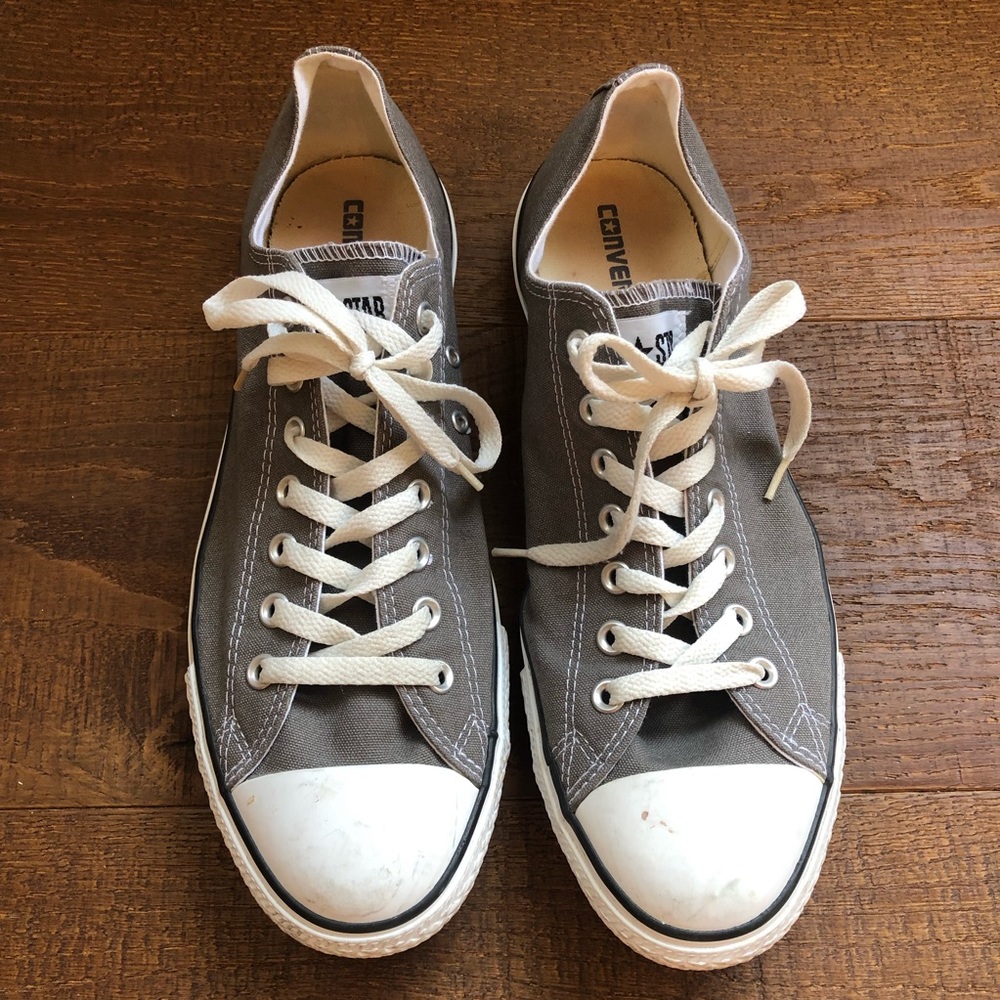 Men’s Converse size 12